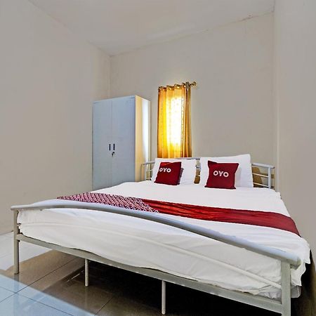 צ'ירבון Oyo 91955 Pondokan Cempaka מראה חיצוני תמונה